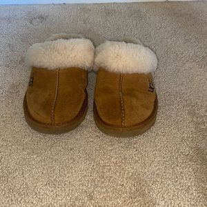 fuzzy slippers